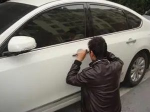 广元市电子锁开锁电话24小时上门服务，汽车遥控钥匙费用